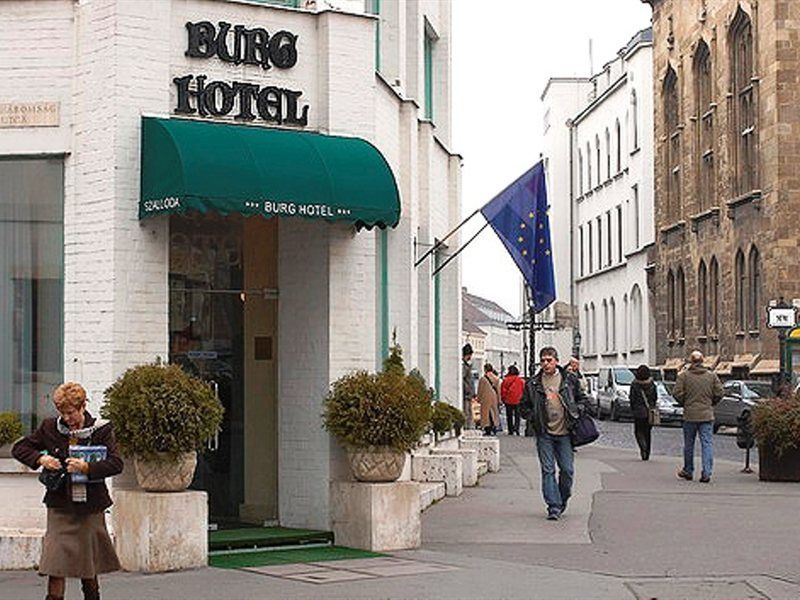 Burg Hotel Budapest Eksteriør bilde